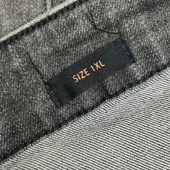 Risen High Rise Straight Leg Distressed Raw Hem Jeans - Picture 6 of 10